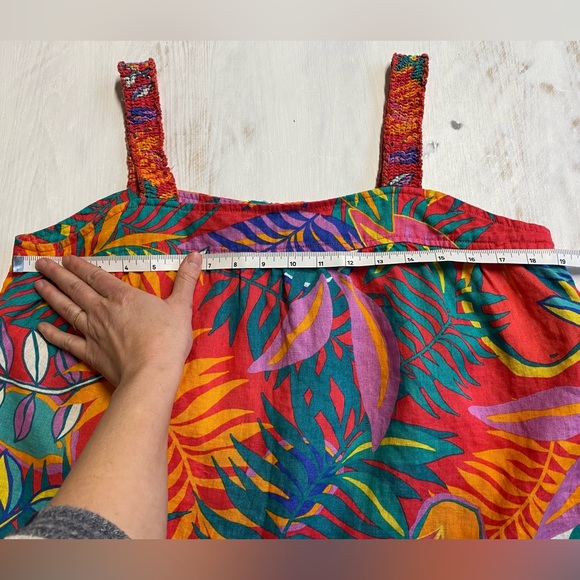 C&C CALIFORNIA Red Tropical Island Inspired Linen Top, Relaxed Beach Resort Wear - Picture 10 of 14